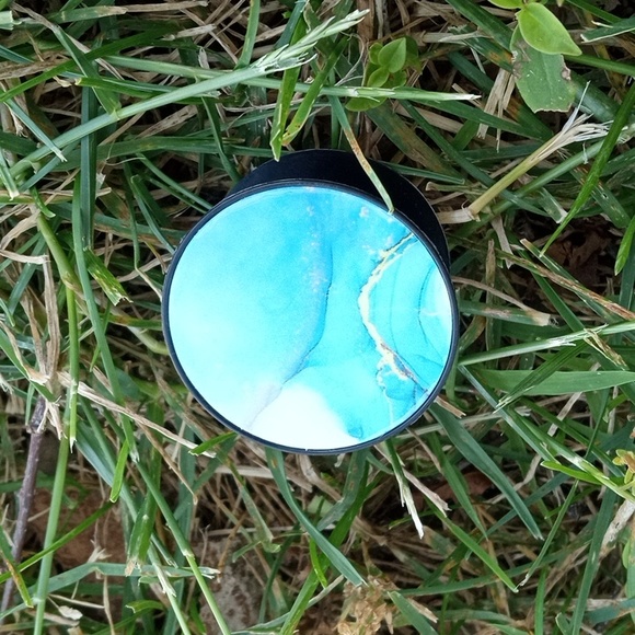 Iphone 13 Phone Case 3Pc(Phone lanyard, Pop Socket, Phone Case with Hand Strap - Picture 2 of 4